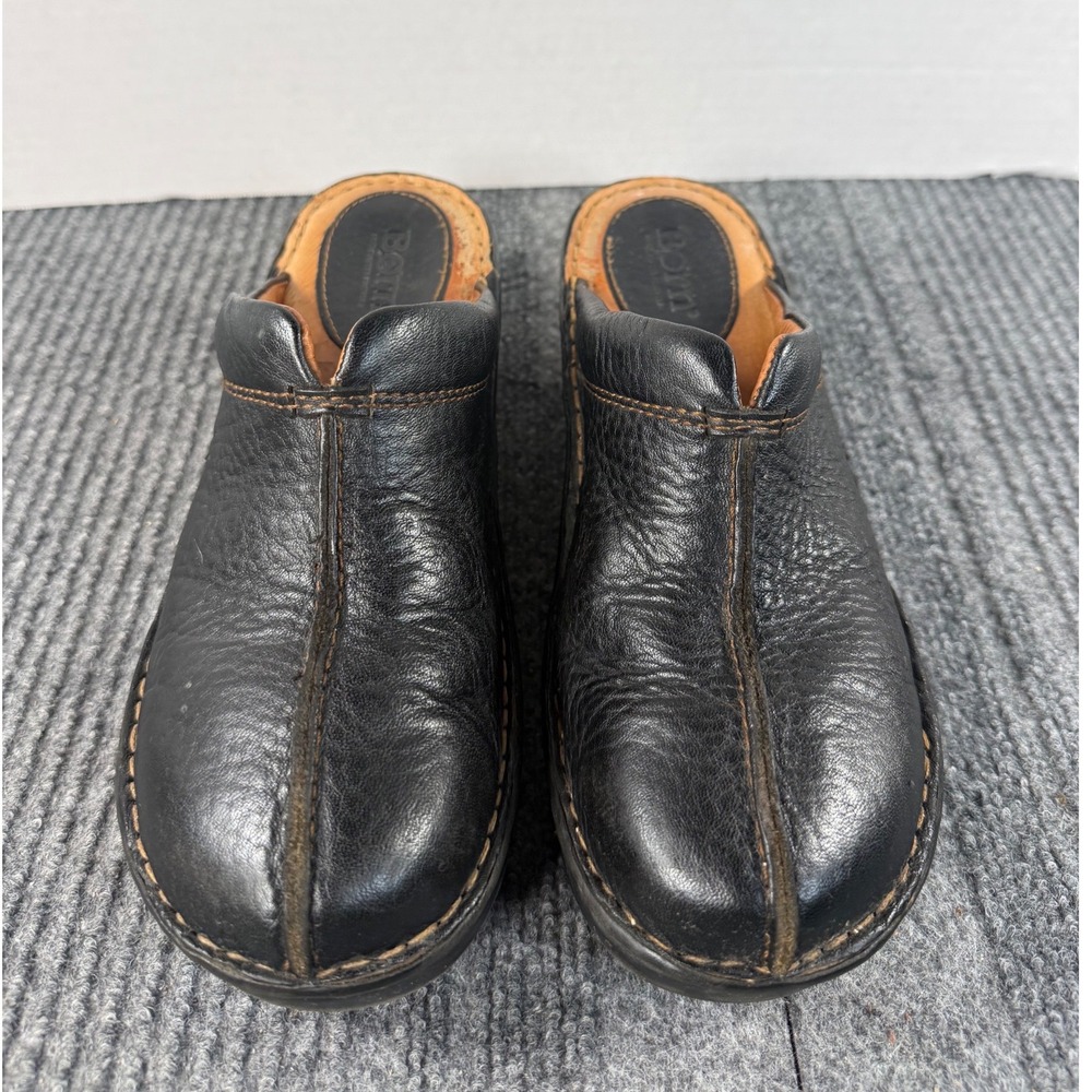 Born Black Pebbled Leather Clogs Womens 7 M/W W3188 D7 Handcrafted Comfort Shoes